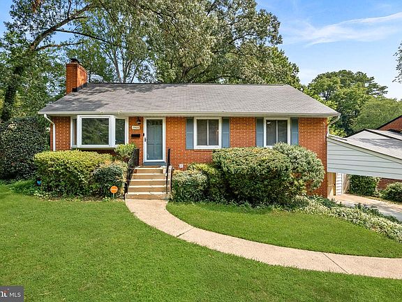 3rd image of 7408 Masonville Dr