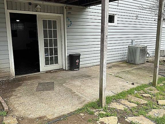 4th image of 2884 Tick Ridge Rd