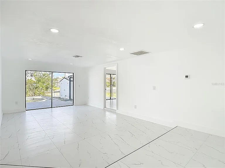 9920 San Mateo Way — Photo 9