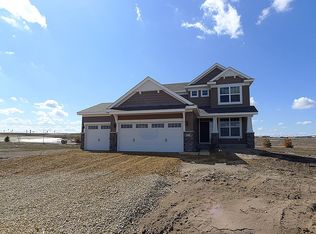 4390 Brockton Dr, Woodbury, MN 55129