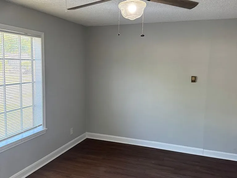 297 Eastview St — Photo 15