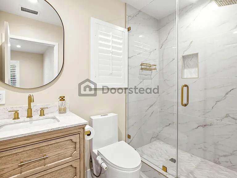 7414 Lasaine Ave — Photo 28