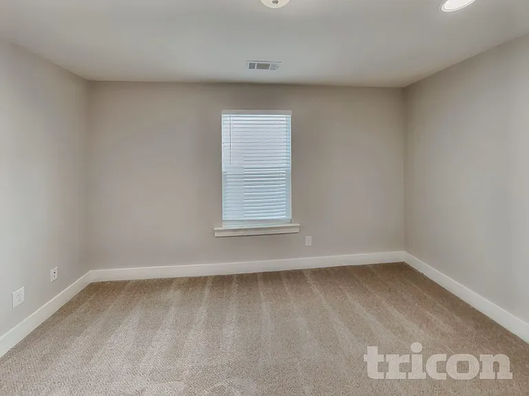 1326 Sula Dr — Photo 15