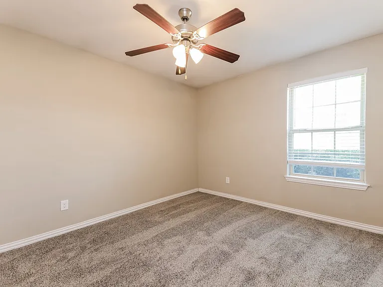 7645 Hollow Point Dr — Photo 14