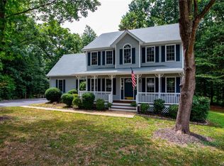 8718 Rockcrest Ct, North Chesterfield, VA 23235