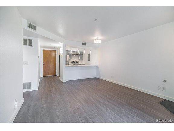 2nd image of 2727 Folsom St APT 211