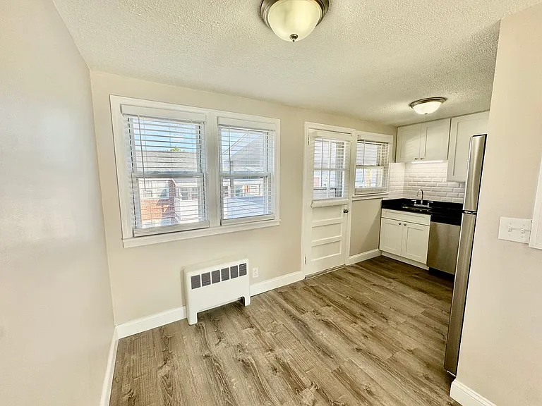 Shawomet Gardens Apartments — Photo 23