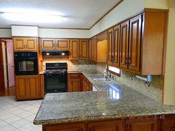 5th image of 4974 Glenwhite Dr