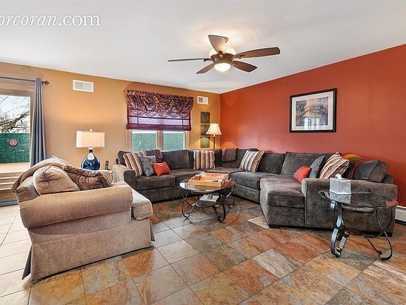 4th image of 48 Wentworth Ave