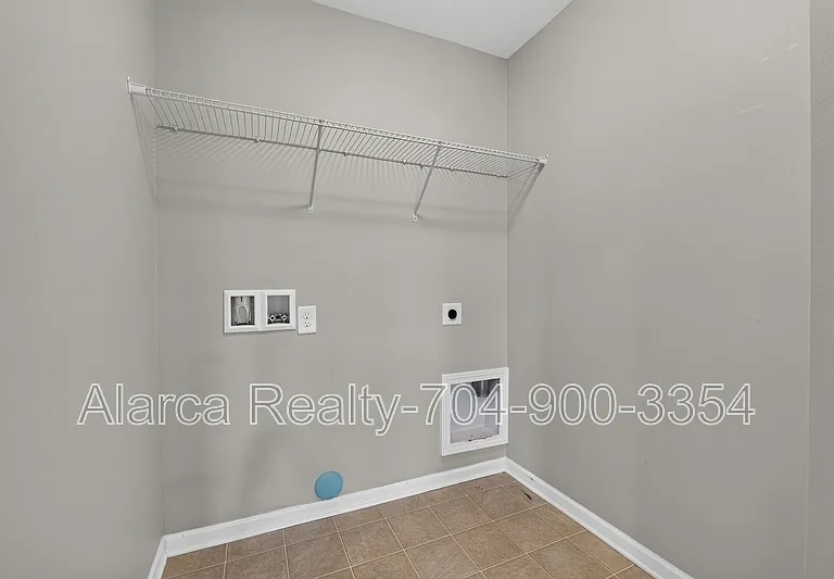 11528 Lottingly Dr — Photo 38