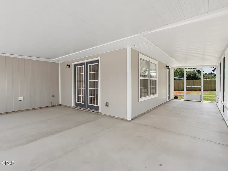 115 Circle Dr — Photo 28