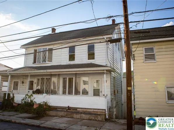 68 W Center St, Nesquehoning, PA 18240