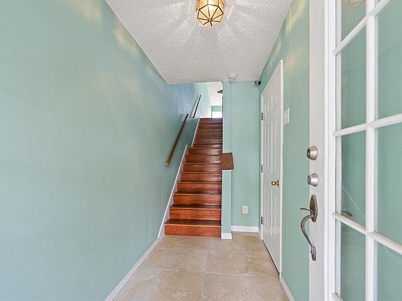 4th image of 124 Marcdale Blvd