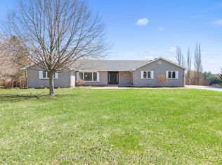 30 Castle Harbour Dr, Scugog, ON L9L 1P5