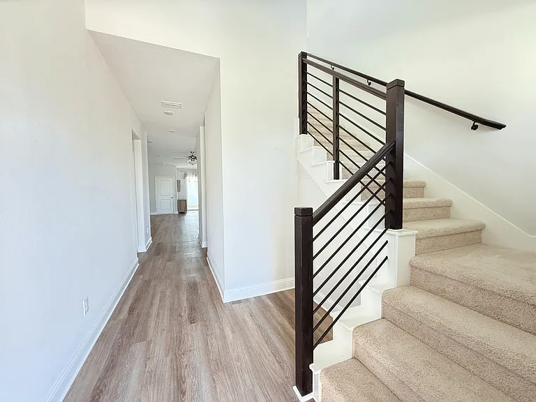 11451 Chepstow Cres — Photo 15