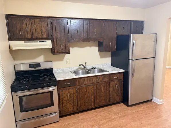 1090 Orange Ave #2, Marseilles, IL 61341