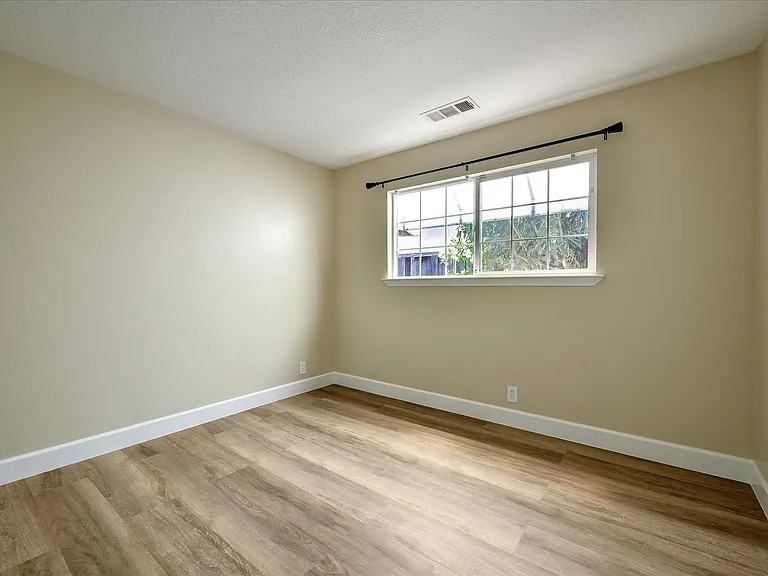 1411 Santa Fe Dr — Photo 21