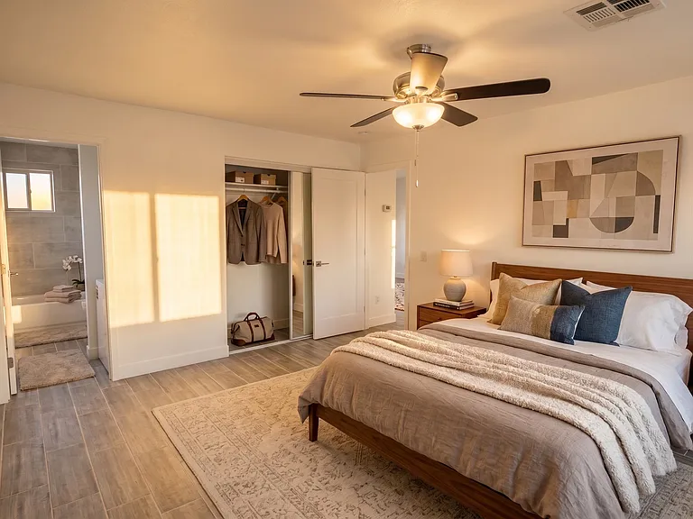 333 W Medlock Dr #13 — Photo 13