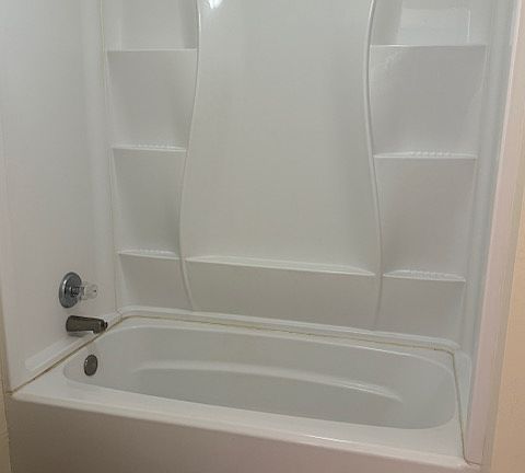 4th image of 153 N Oak Knoll Ave APT 306