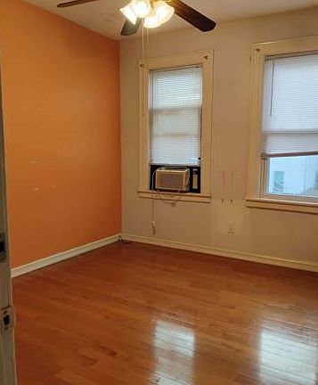 4th image of 8624 126th St Floor 2