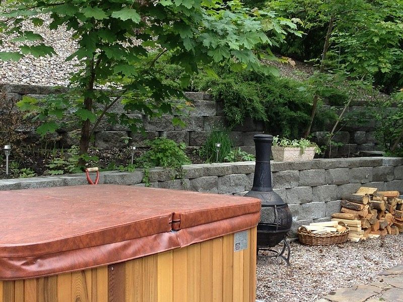 2nd image of 2211 E Vista Dr