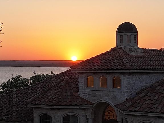 3rd image of 1237 Overlook Ct