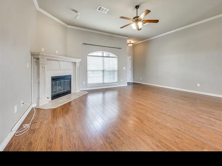 4413 Osprey Dr — Photo 2