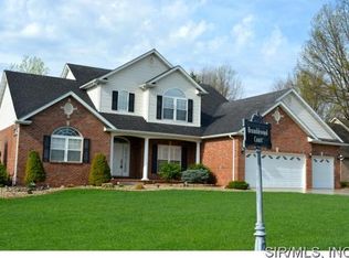 200 Bramblewood Ct, Glen Carbon, IL