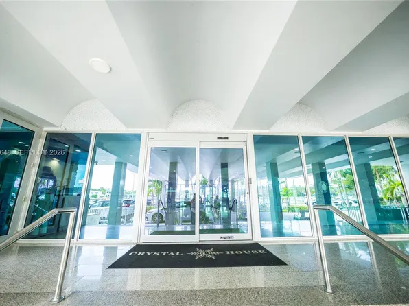5055 Collins Ave APT 14H, Miami Beach, FL 33140
