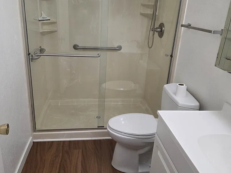 Main bathroom