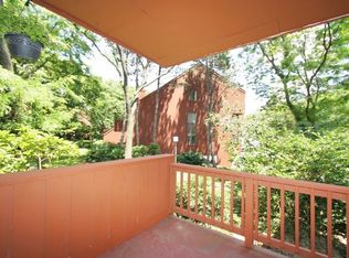 489 Teal Plz, Secaucus, NJ 07094