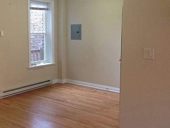 5th image of 1051 Madison St APT C