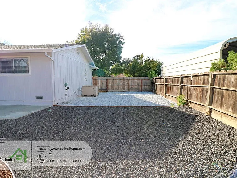 155 Mary Ln — Photo 28