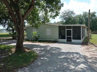 8029 Adel Ln, Zephyrhills, FL 33540