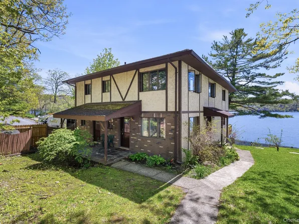 194 Jersey Ave #A, Greenwood Lake, NY 10925