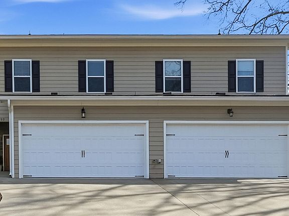 2nd image of 6752 Palms Ct