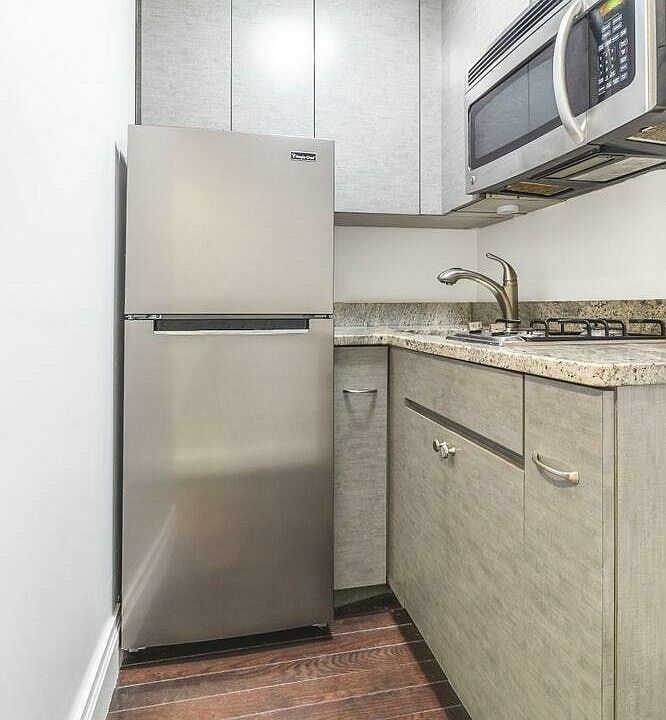 1st image of 340 E 90th St #48