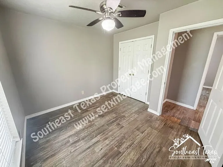 290 Beach St — Photo 5