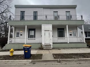 1063 Walker Ave NW, Grand Rapids, MI 49504