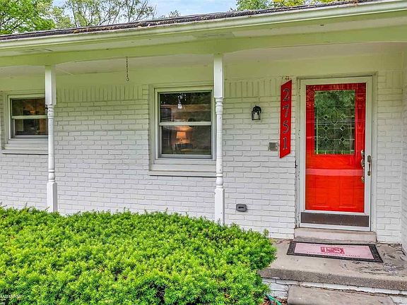 5th image of 2751 Lake Charnwood Dr