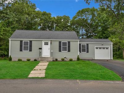 142 Yucatan Dr, Warwick, RI, 02889