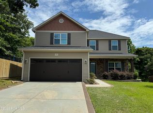 203 Ashton Ct, Sneads Ferry, NC 28460
