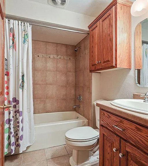 2560 Dunbar Ln — Photo 26