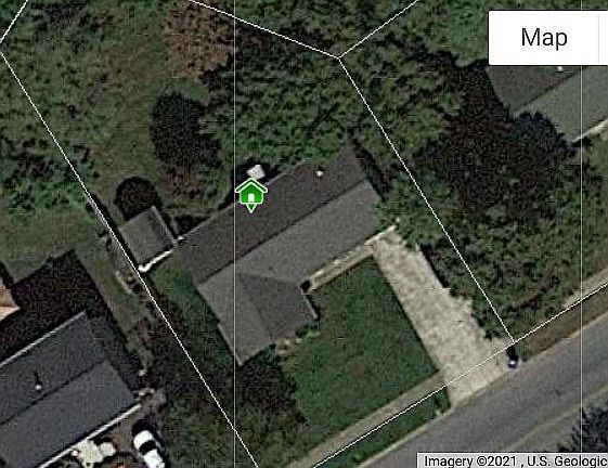 Top View: backyard, driveway