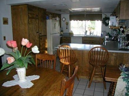 Dining/Kitchen