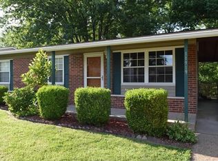 11919 Quality Ln, Maryland Heights, MO 63043