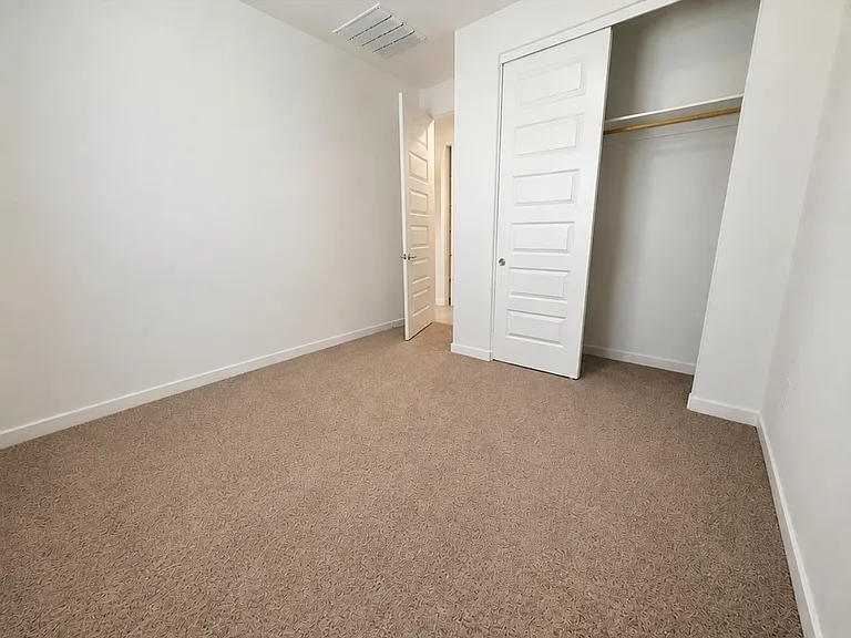 3739 S 65th Ave — Photo 1