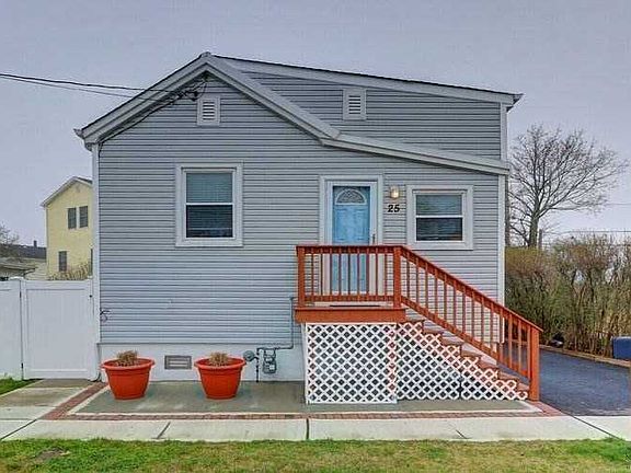 2nd image of 25 Sunrise Ave