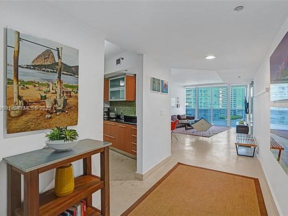 4th image of 400 Alton Rd #Cu-1409