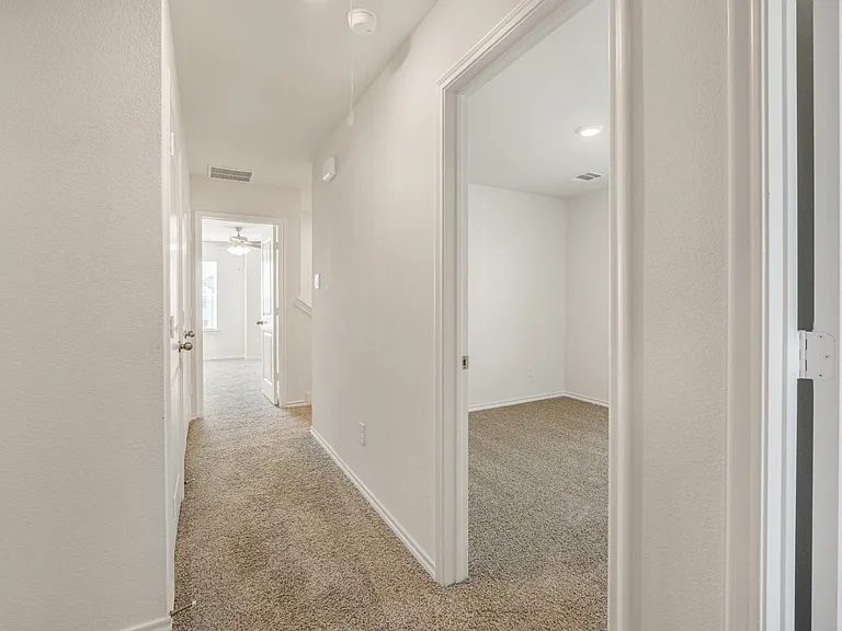 312 Arbor Dr — Photo 8